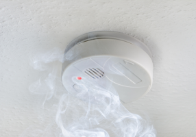 smoke alarm on ceiling