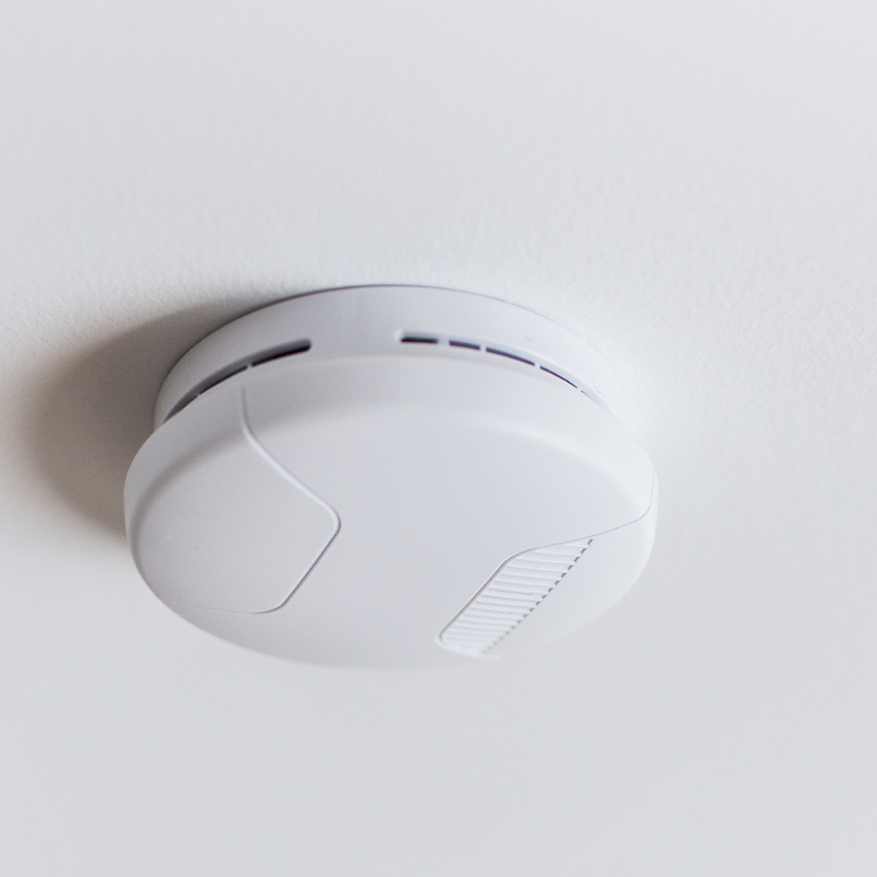 simple smoke alarm